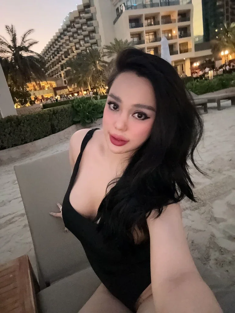 İzmir Foça escort görseli