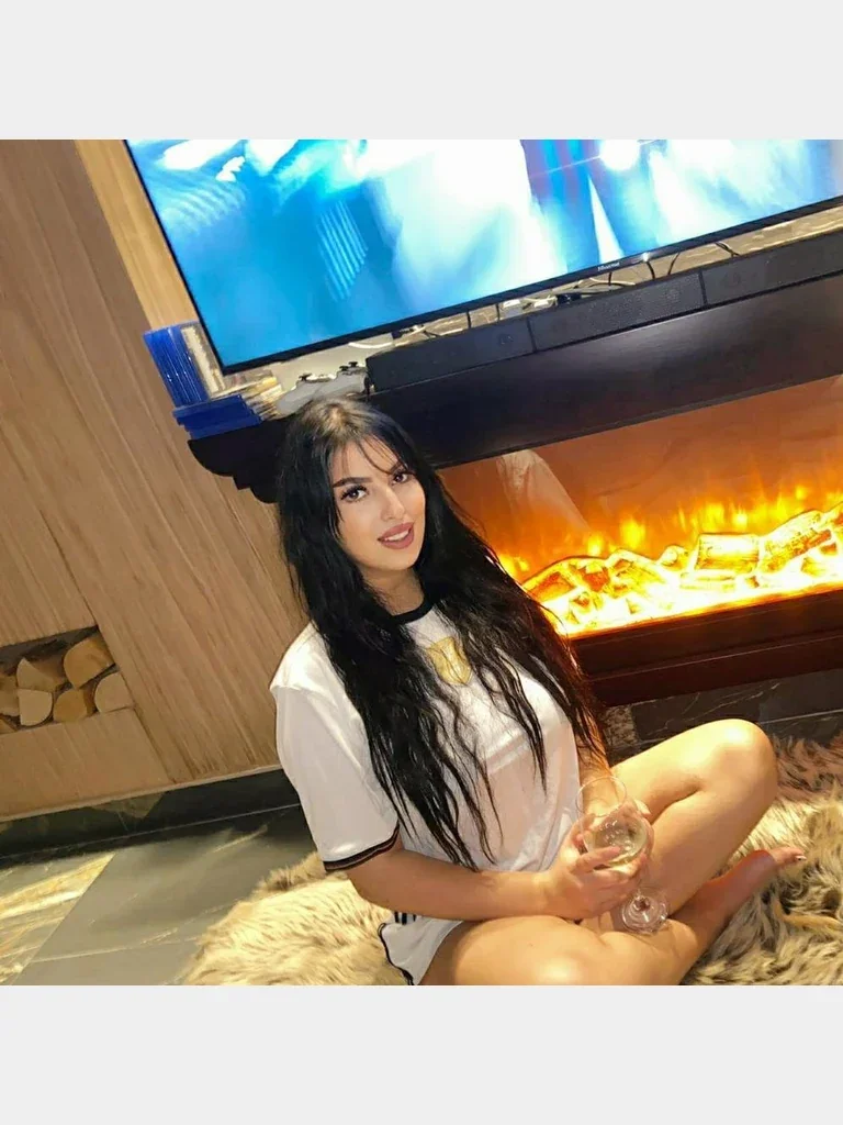 İzmir Buca escort görseli